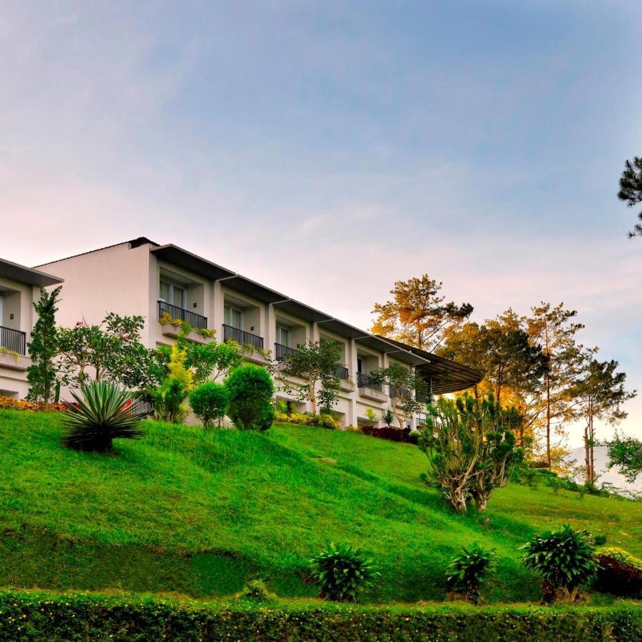 The Balcone Suites & Resort Bukittinggi Exterior foto